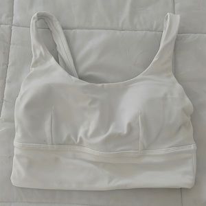 Aling bra lululemon size 6 big cup beautiful white c/d cup